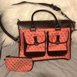 Dooney and Bourke Purse/coin bag